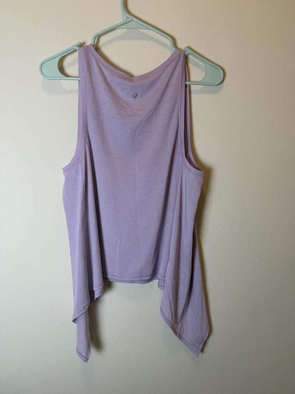 Lululemon Watch Me Flip Tank Size 4 Purple - Picture 2 of 3